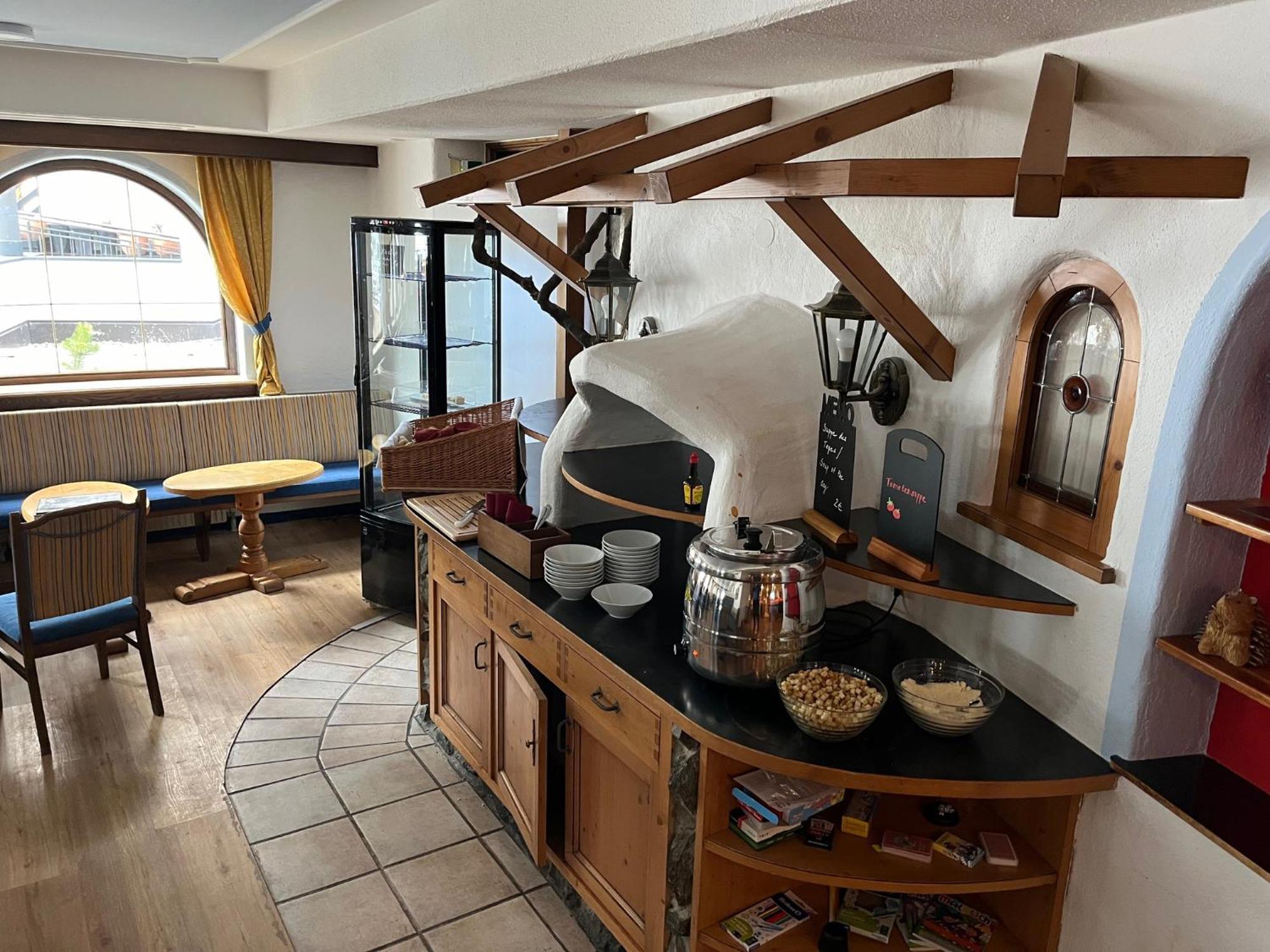 Tieflehner Hof Pitztalhaus Hotel 皮茨河谷圣莱昂哈德 外观 照片