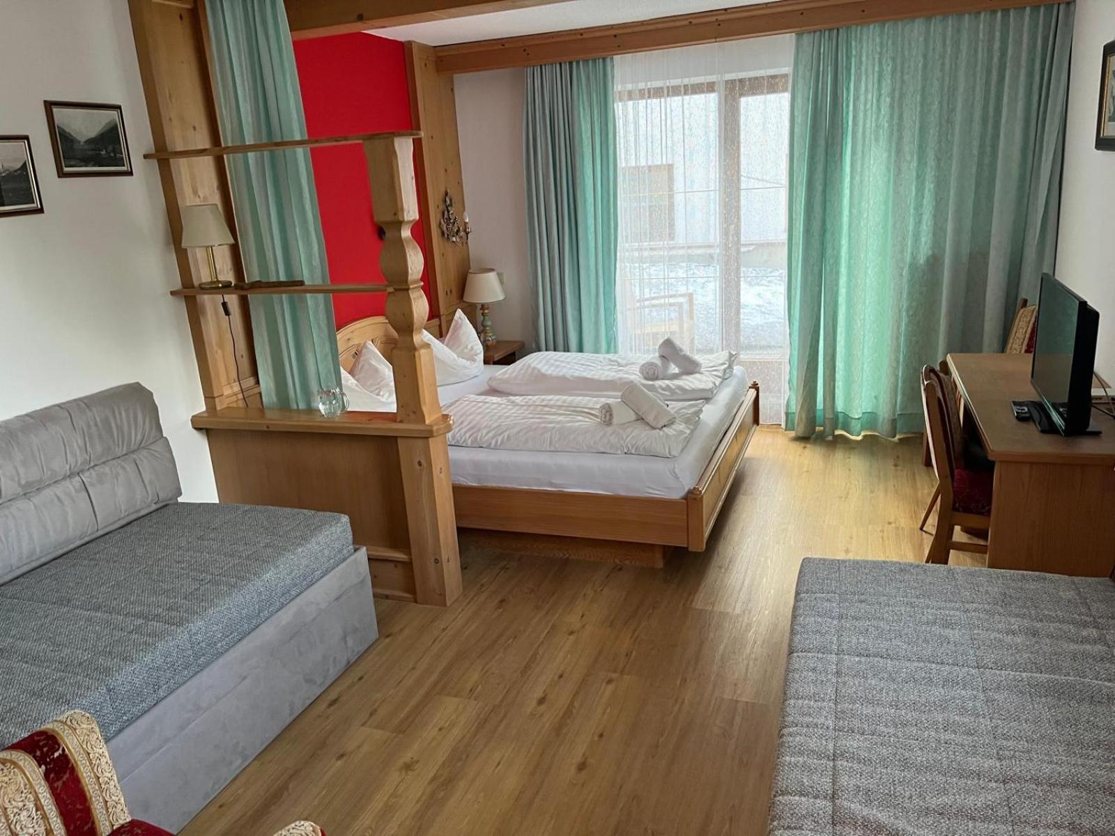 Tieflehner Hof Pitztalhaus Hotel 皮茨河谷圣莱昂哈德 外观 照片