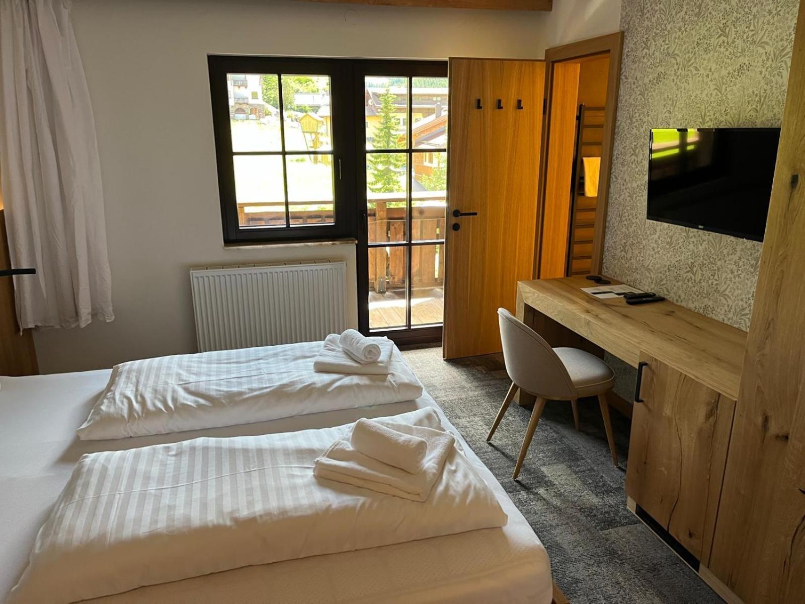 Tieflehner Hof Pitztalhaus Hotel 皮茨河谷圣莱昂哈德 外观 照片