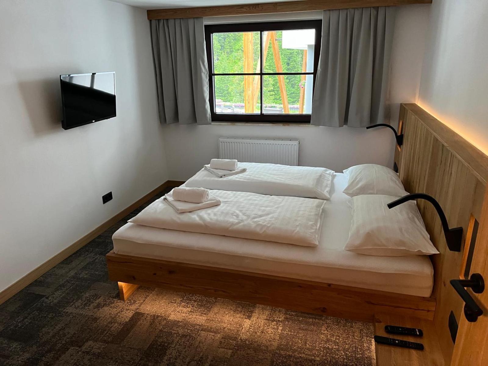 Tieflehner Hof Pitztalhaus Hotel 皮茨河谷圣莱昂哈德 外观 照片